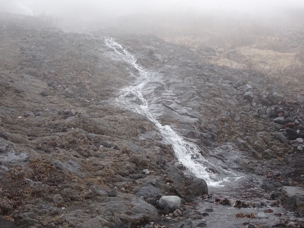須走まぼろしの滝中流