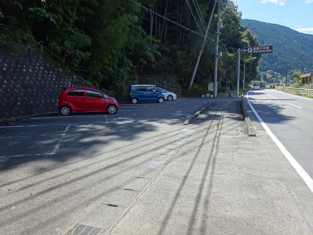 塩郷の吊橋駐車場
