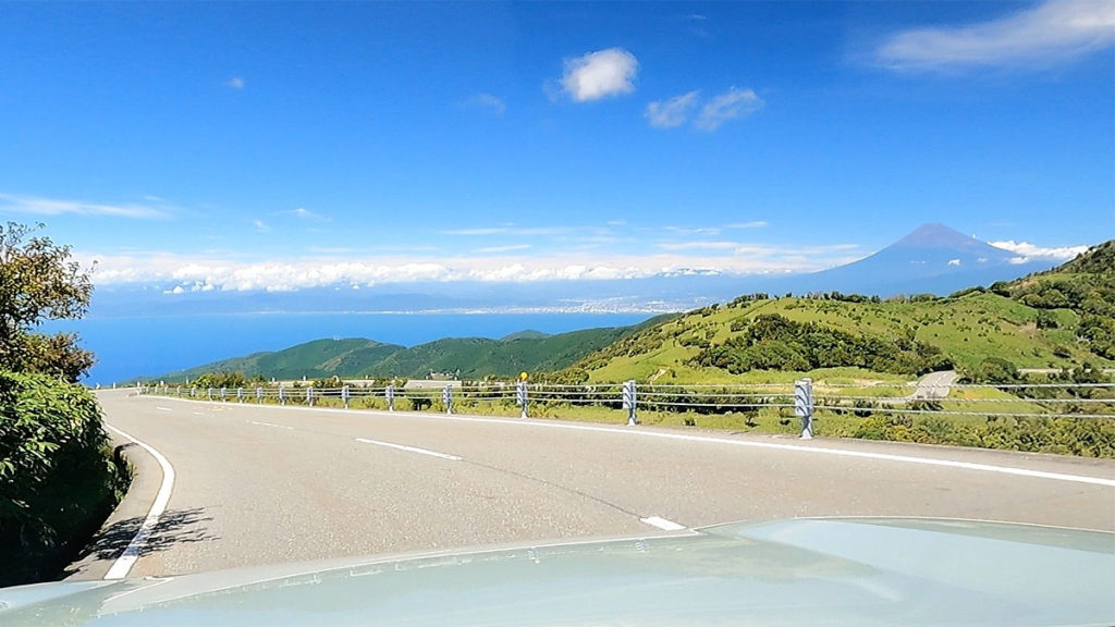 富士山から駿河湾、南アルプスを一望
